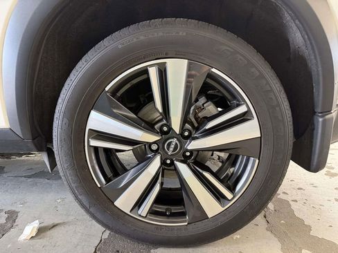Used 2023 Nissan Rogue Platinum w/ Platinum Premium Package AWD/4WD image 30