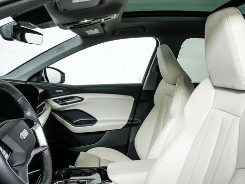 New 2025 Audi Q6 e-tron Premium Plus image 5