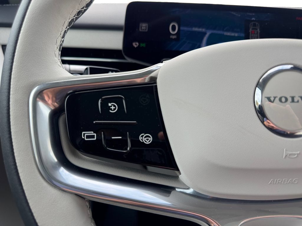 New 2026 Volvo EX90 Plus AWD/4WD image 14