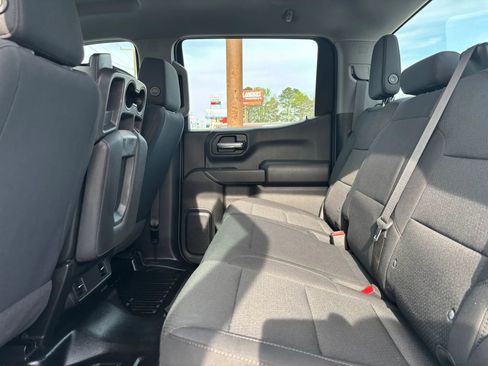 Used 2023 GMC Sierra 1500 Pro w/ X31 Off-Road Package AWD/4WD image 15