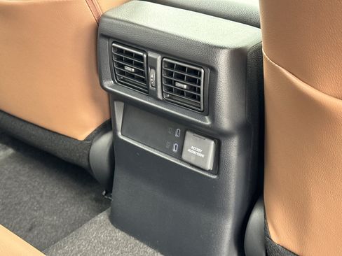 New 2026 Toyota 4Runner Limited AWD/4WD image 18