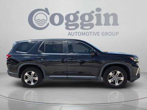 Used 2023 Honda Pilot EX-L image 7