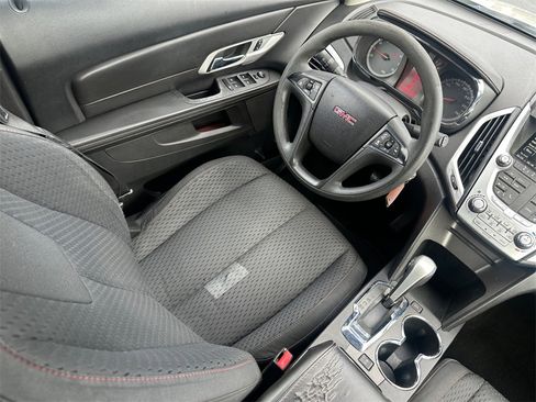 Used 2012 GMC Terrain SLE image 21