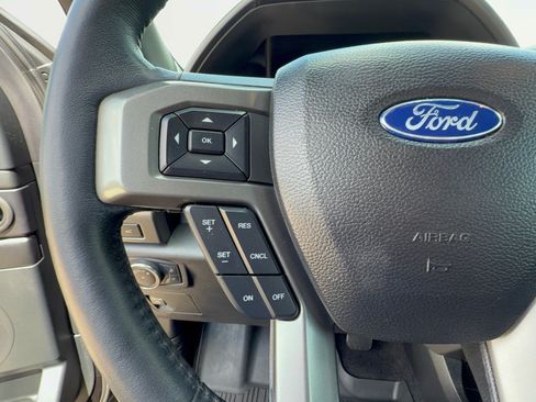 Used 2021 Ford Expedition XLT RWD image 18