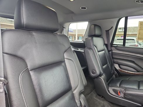 Used 2018 Chevrolet Tahoe LT image 31