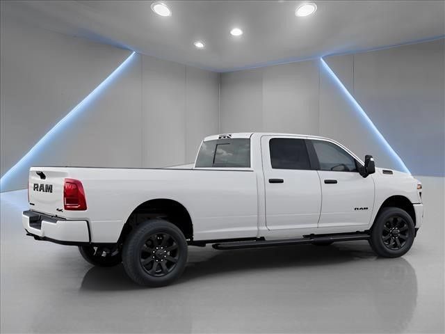 New 2026 RAM 3500 Big Horn AWD/4WD image 5