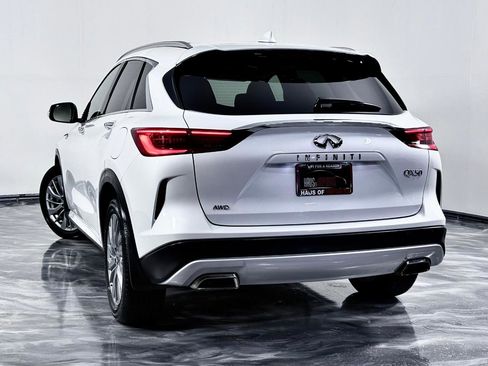 Used 2023 INFINITI QX50 Luxe AWD/4WD image 9