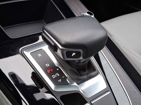 Used 2021 Audi Q5 2.0T Premium Plus image 13