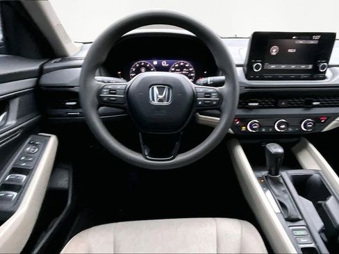 Used 2024 Honda Accord EX image 9