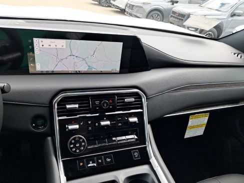 New 2025 Nissan Armada SL image 20