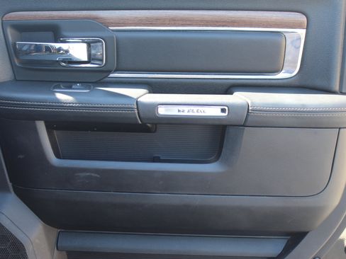 Used 2017 RAM 2500 Laramie w/ Convenience Group image 31