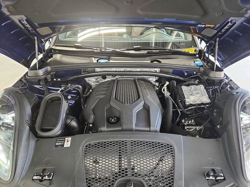 Used 2026 Porsche Macan image 27