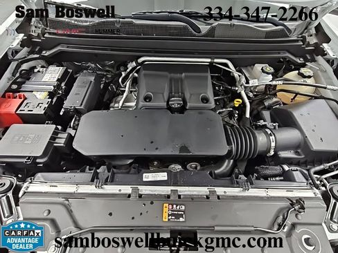 Used 2024 Chevrolet Colorado Z71 AWD/4WD image 39