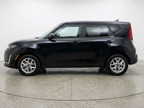Used 2025 Kia Soul LX image 5