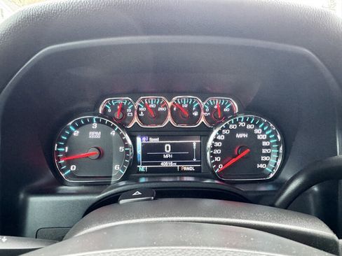 Used 2018 Chevrolet Silverado 1500 LT w/ All Star Edition image 12