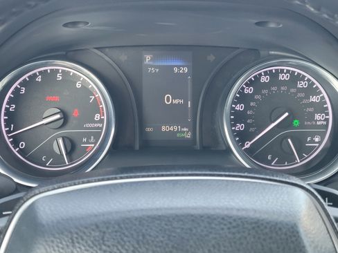 Used 2020 Toyota Camry SE w/ Audio Package FWD image 18