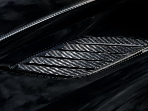 Used 2023 Aston Martin DBS Coupe RWD image 20