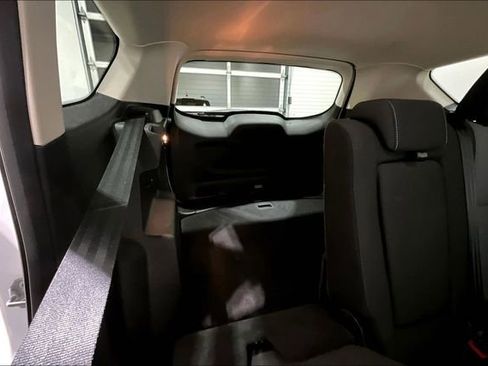 Used 2018 Ford Escape SE image 27