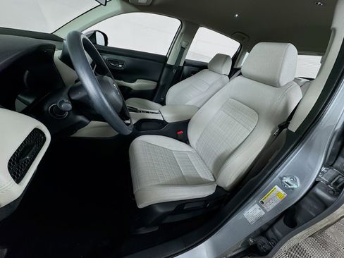 Certified 2023 Honda HR-V LX image 12