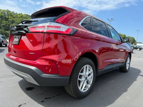 Used 2024 Ford Edge SEL w/ Convenience Package AWD/4WD image 5