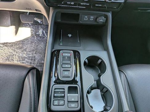 New 2025 Honda Pilot Black Edition image 18