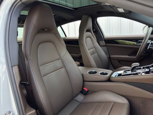 Used 2023 Porsche Panamera 4S image 41