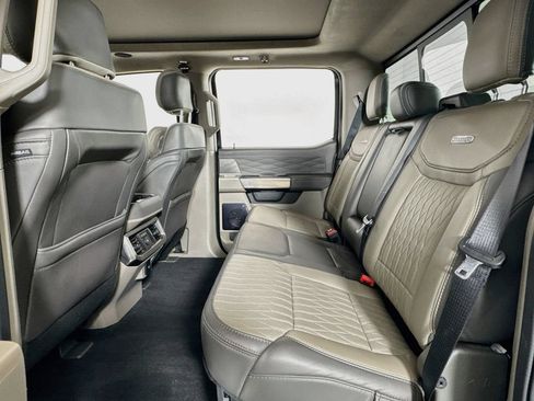 Used 2025 Ford F350 Platinum w/ Platinum Plus Package AWD/4WD image 12