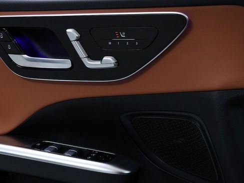 New 2026 Mercedes-Benz C 300 4MATIC Sedan image 22