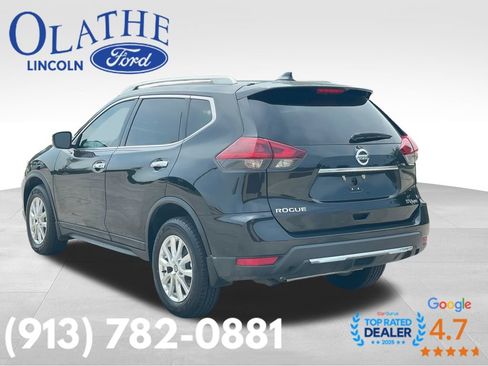 Used 2018 Nissan Rogue SV AWD/4WD image 3