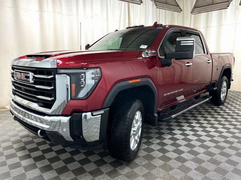 Used 2024 GMC Sierra 2500 SLT w/ SLT Premium Package image 20