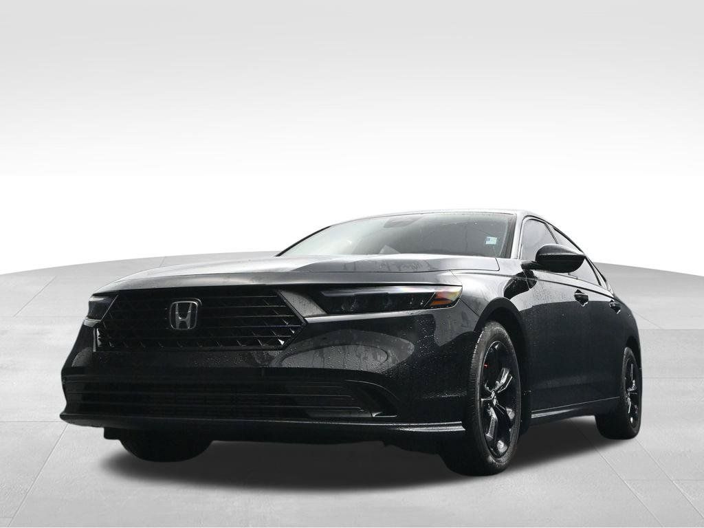 Used 2025 Honda Accord SE image 40