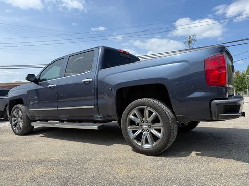 Used 2018 Chevrolet Silverado 1500 LTZ Z71 w/ Centennial Edition AWD/4WD image 4