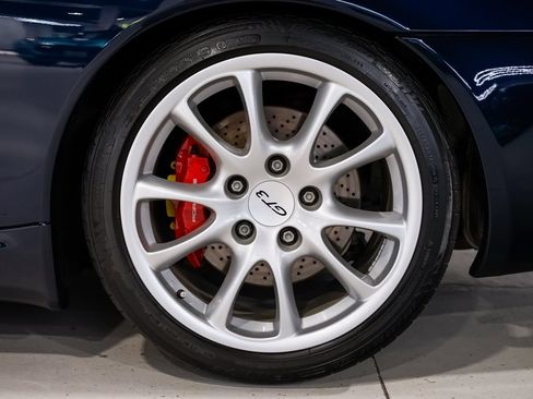 Used 2004 Porsche 911 GT3 RWD image 47