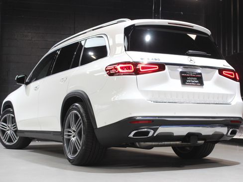 Used 2023 Mercedes-Benz GLS 450 4MATIC image 13