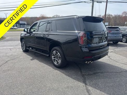 Used 2025 Chevrolet Suburban Z71 AWD/4WD image 6