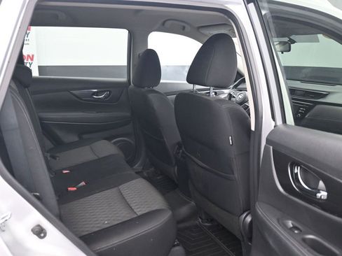 Used 2017 Nissan Rogue S w/ S Appearance Package AWD/4WD image 12