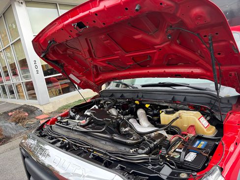 Used 2015 Ford F550 4x4 Regular Cab Super Duty image 52