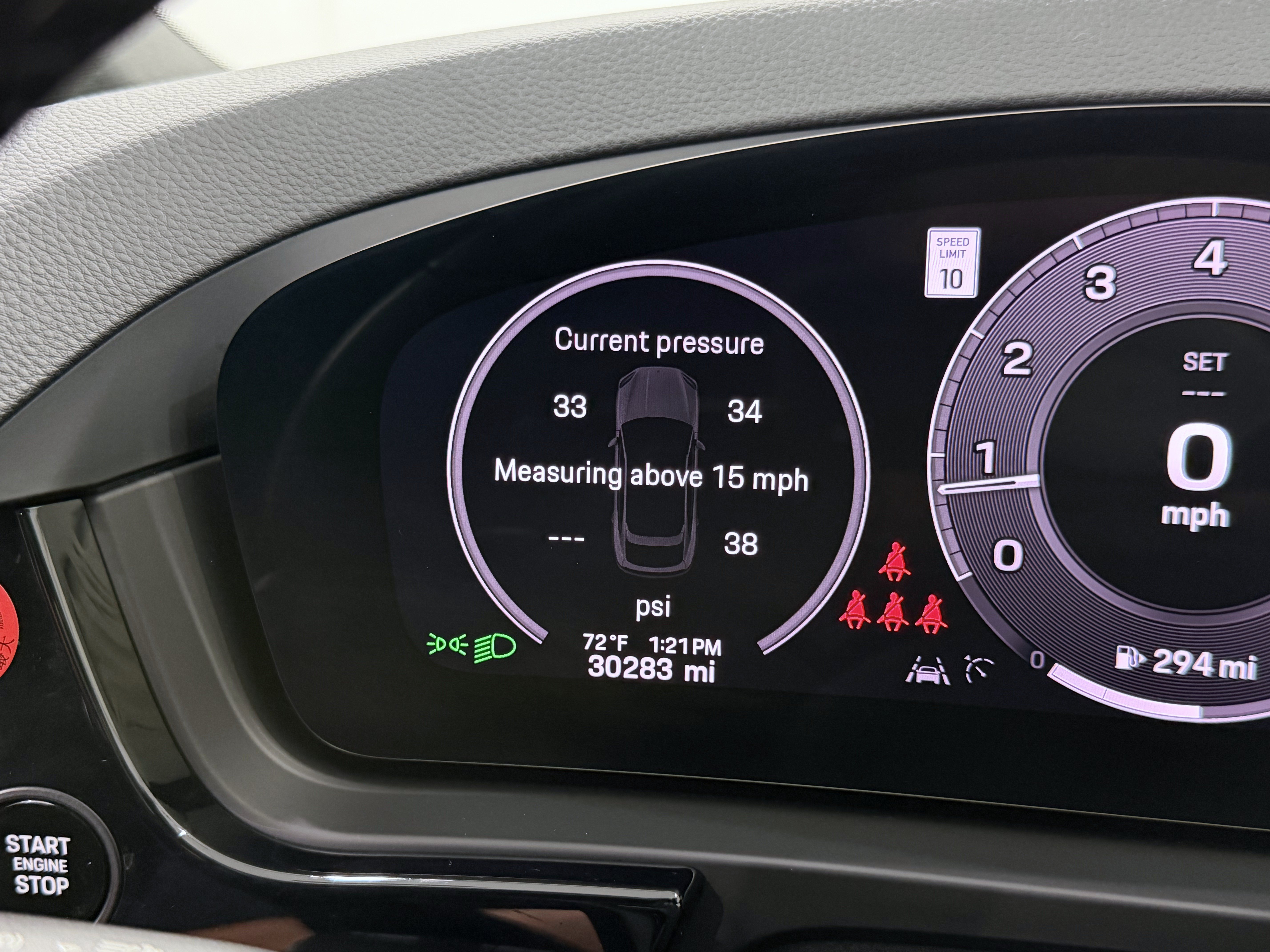 Certified 2024 Porsche Cayenne Coupe AWD/4WD image 53