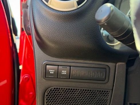 Used 2014 Jeep Wrangler Rubicon w/ Power Convenience Group AWD/4WD image 14