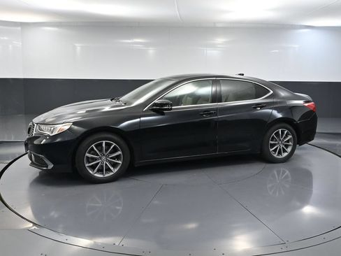 Used 2020 Acura TLX FWD image 9