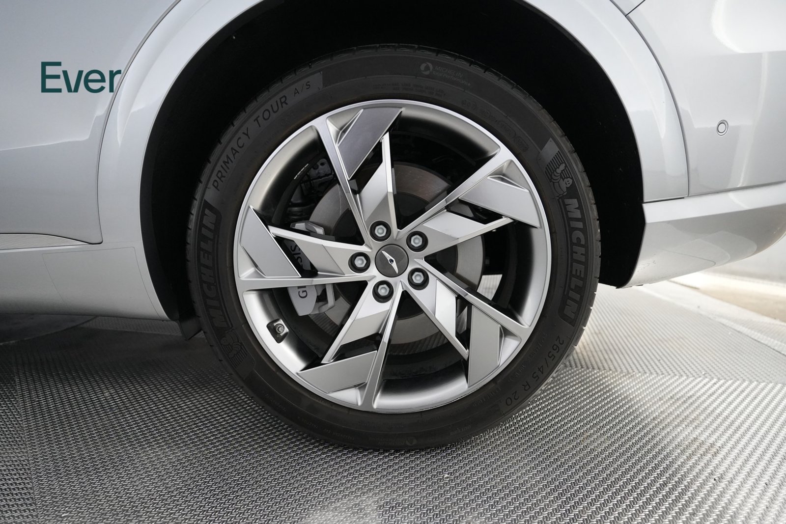 Used 2023 Genesis Electrified GV70 AWD/4WD image 9