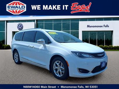 Used 2017 Chrysler Pacifica Limited