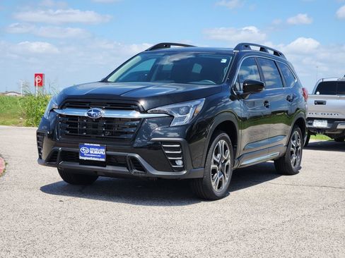 New 2026 Subaru Ascent Limited AWD/4WD image 2