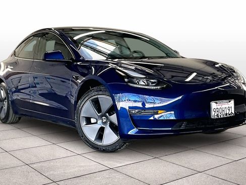 Used 2022 Tesla Model 3 Long Range image 2