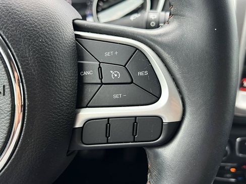 Used 2018 Jeep Compass Latitude w/ Popular Equipment Group AWD/4WD image 33