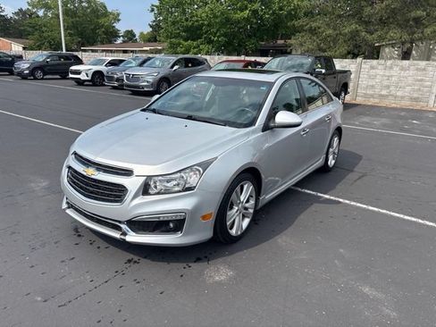 Used 2016 Chevrolet Cruze LTZ w/ Sun, Sound and Sport Package FWD image 2