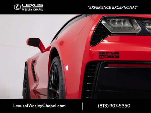 Used 2015 Chevrolet Corvette Z06 w/ 3LZ Preferred Equipment Group RWD image 6