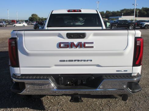 New 2026 GMC Sierra 3500 SLE image 6