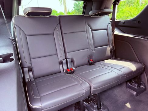 Used 2021 Chevrolet Tahoe Premier AWD/4WD image 37