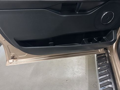 Used 2020 Ford Expedition XLT w/ FX4 Off-Road Package image 41